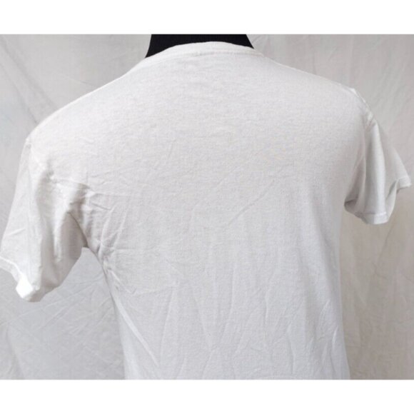 Yellowstone Dutton Ranch Medium White Cowboy Horse Spellout Distressed Tee Shirt - Picture 8 of 13